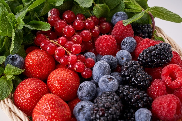 Tiny Berries For A Leg Up In Your Fitness
